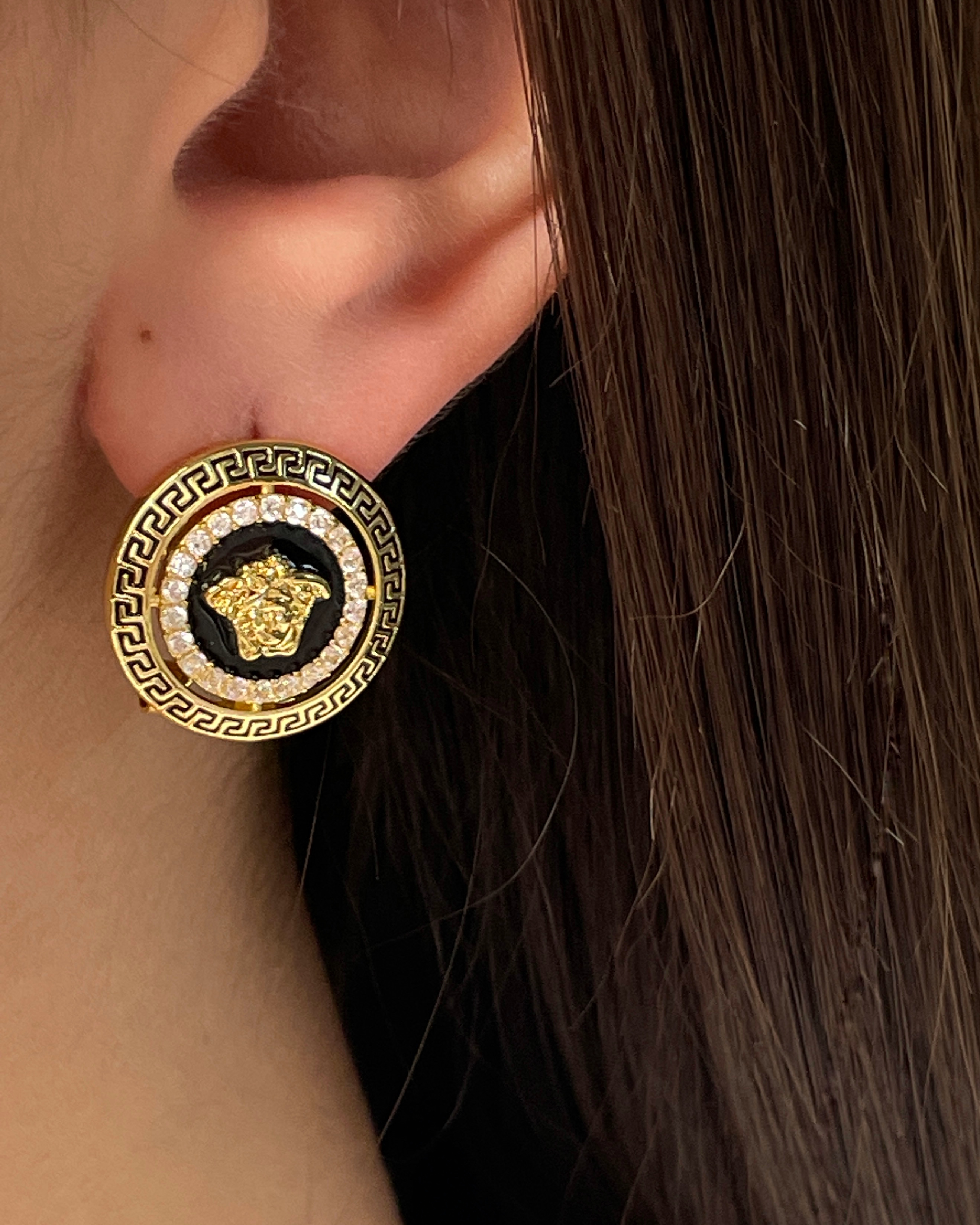 Серьги VERSACE (Гипоаллергенный сплав) 72446502718 купить в Омске по цене  1 590 руб. | Отзывы, описание и фото