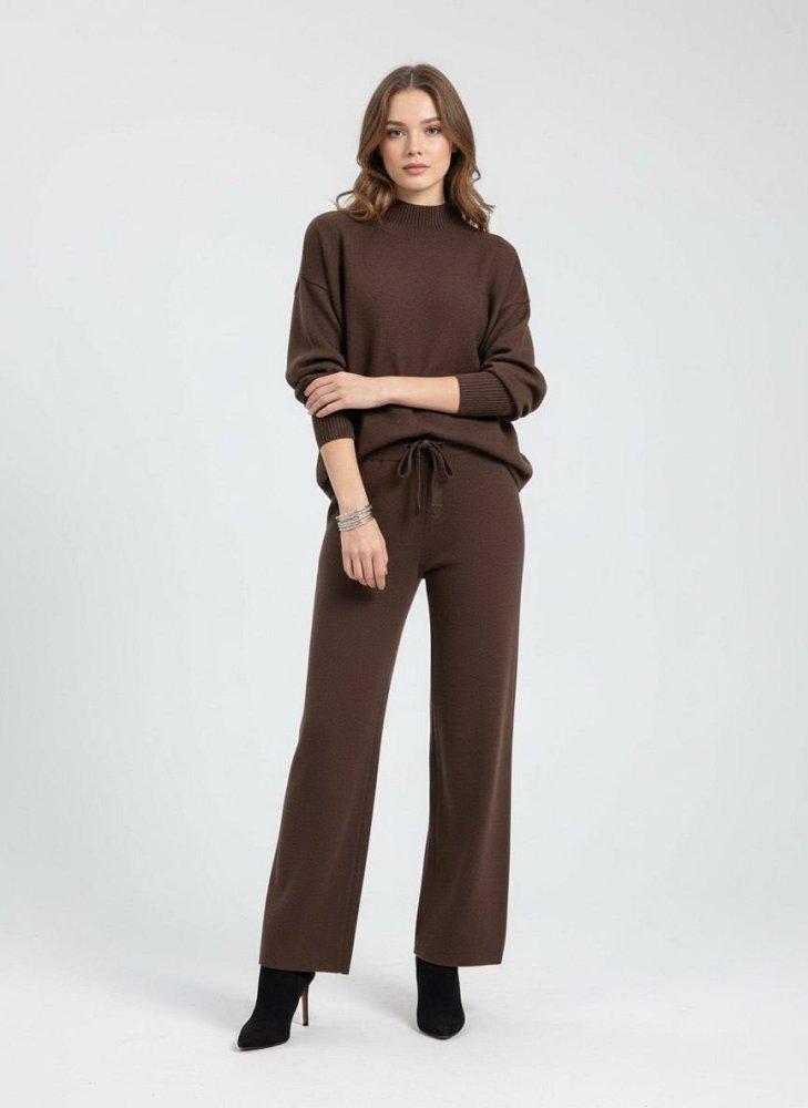 Костюм трикотажный с брюками прямого кроя 72461006\1031