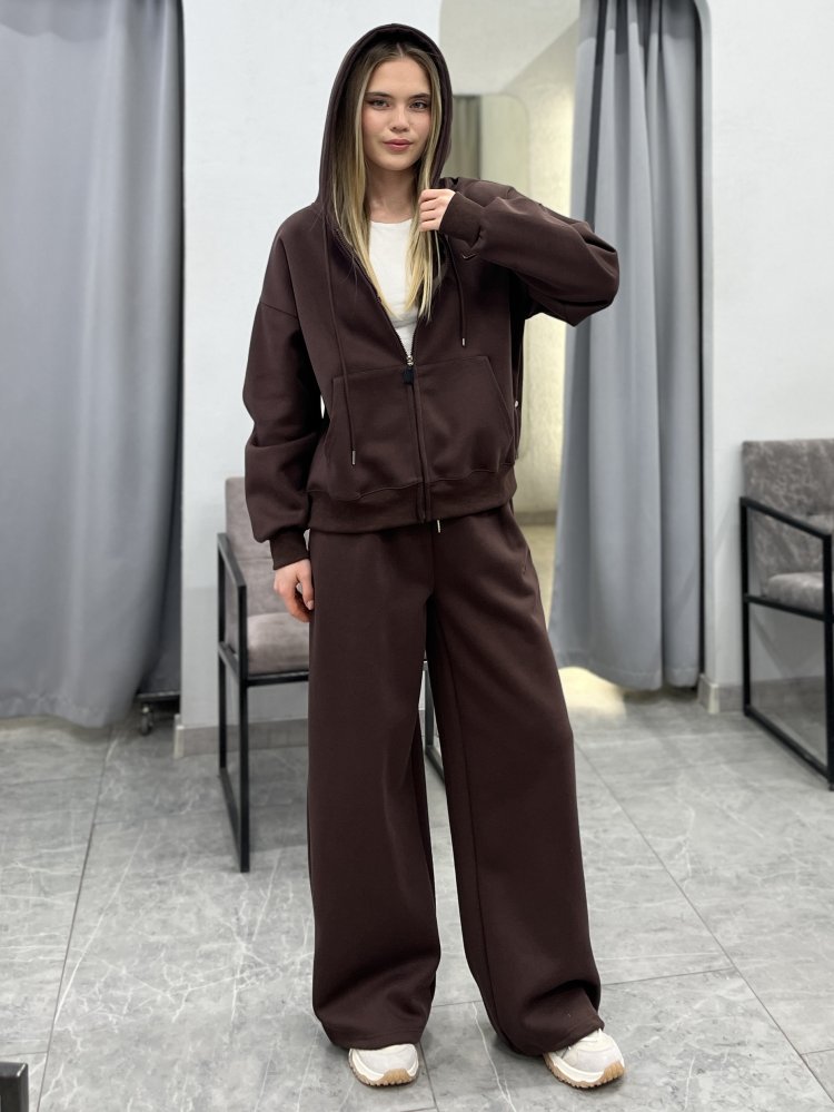 Костюм спортивный с брюками прямого кроя 72461814\1013