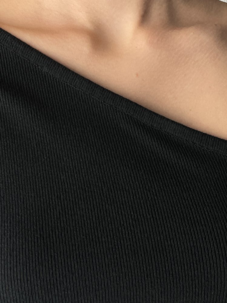 Лонгслив с асимметричным вырезом Exclusive 72458936\15