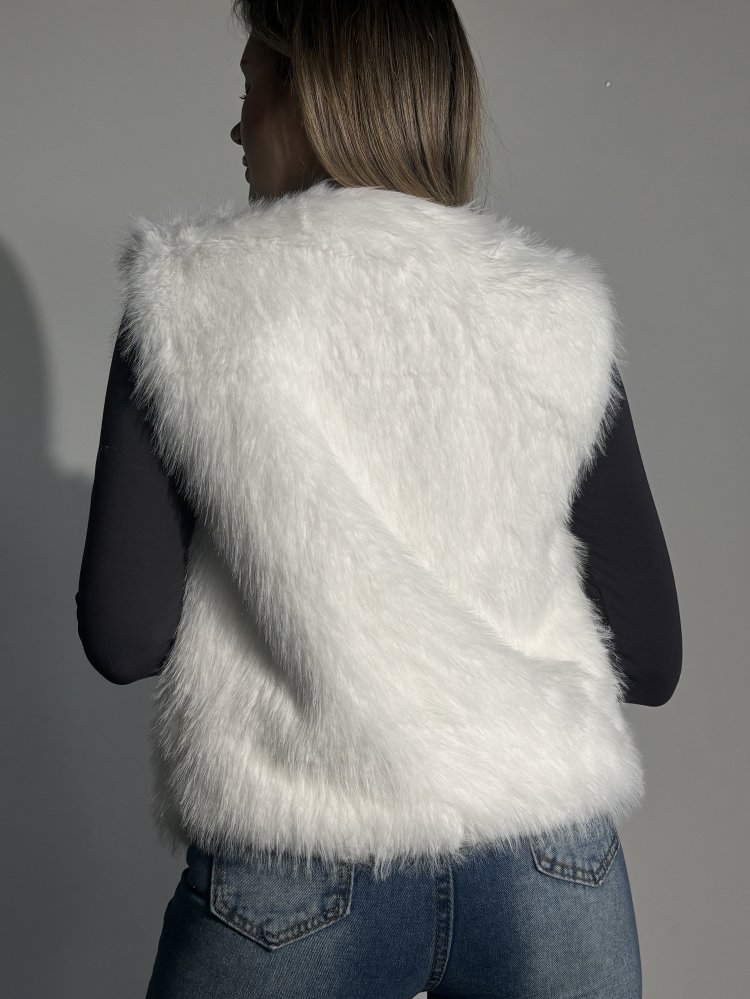 Жилет меховой Exclusive 72459805\25