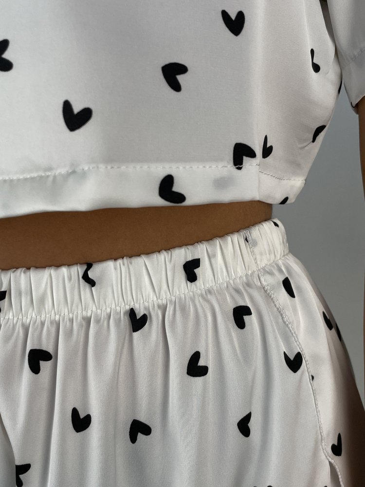 Пижама атласная с шортами 72455289\25