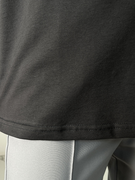 261977