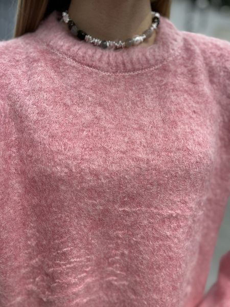 256543