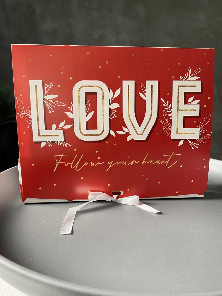 Коробка складная подарочная «LOVE», 31 × 24.5 × 8 см 72449079\58